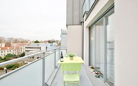 Le Perfectionniste - spacieux logement terrasse avec parking